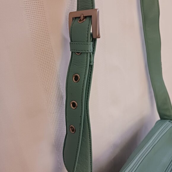 Stone Mountain Teal Leather Purse - Picture 5 of 10